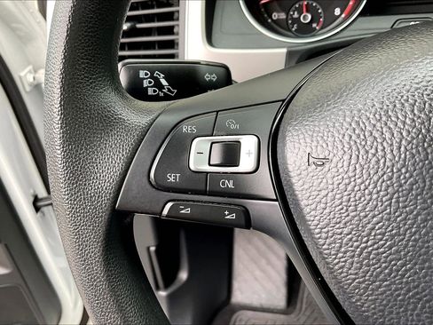 Used 2018 Volkswagen Atlas S image 17