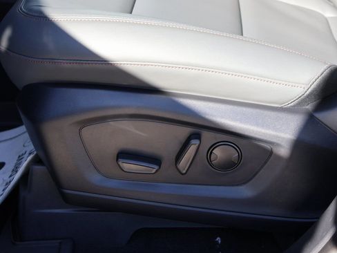 New 2026 Ford Explorer Active w/ Active Comfort Package image 26