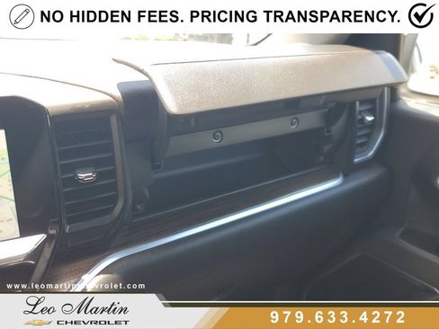Used 2025 Chevrolet Silverado 1500 LT w/ Safety Package AWD/4WD image 30