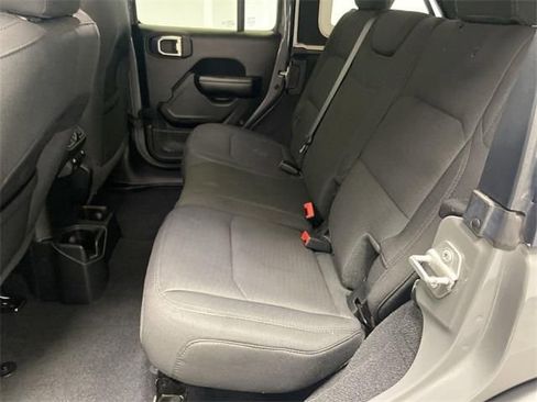 Used 2021 Jeep Wrangler Unlimited Sport image 31