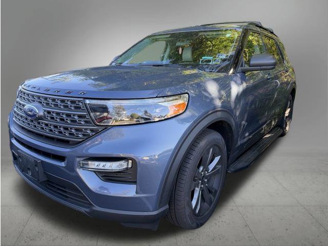 Used 2021 Ford Explorer XLT w/ Equipment Group 202A AWD/4WD image 1