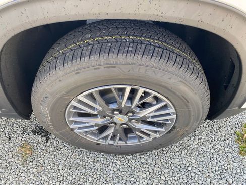 New 2026 Chevrolet Traverse LT image 25