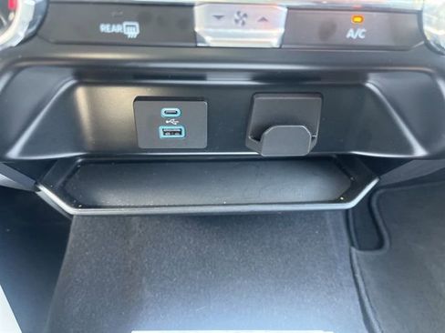 Used 2024 Ford F150 XLT w/ Tow/Haul Package image 24