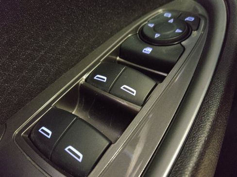Used 2024 Chevrolet Malibu LS FWD image 27