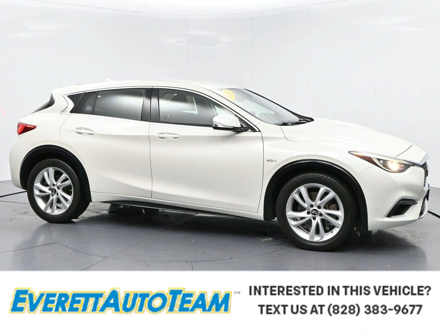 Used 2018 INFINITI QX30 FWD image 1