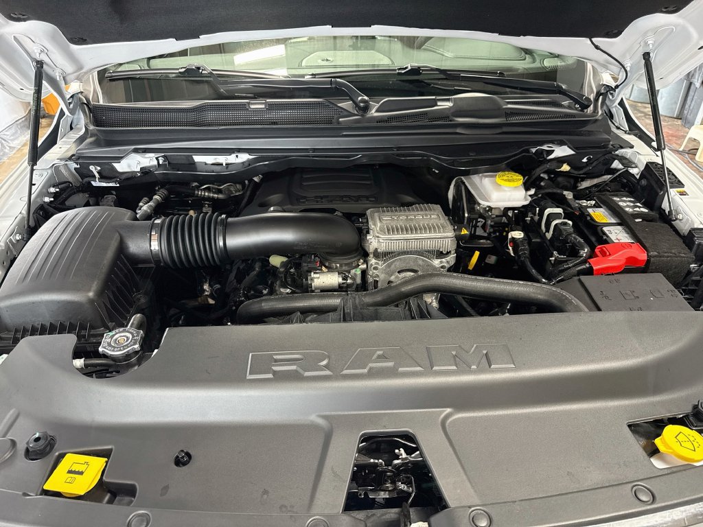 Used 2026 RAM 1500 Laramie AWD/4WD image 30