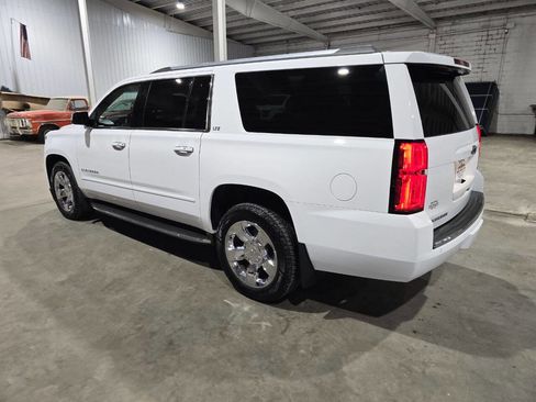 Used 2016 Chevrolet Suburban LTZ AWD/4WD image 8