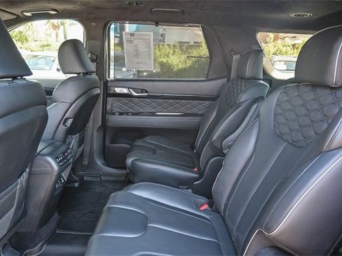 Certified 2022 Hyundai Palisade Calligraphy w/ Winter Package image 19