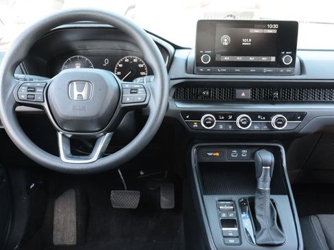 Used 2025 Honda CR-V EX image 10