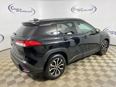 Used 2023 Toyota Corolla Cross S image 7