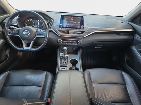 Used 2019 Nissan Altima 2.5 Platinum image 10
