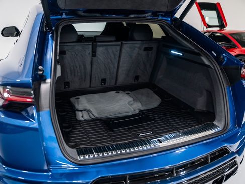 Used 2024 Lamborghini Urus S image 32