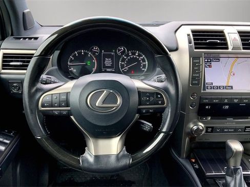 Used 2020 Lexus GX 460 Premium image 5