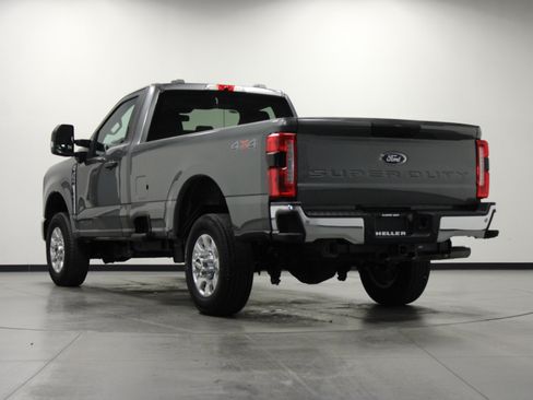Used 2023 Ford F350 4x4 Regular Cab Super Duty image 6