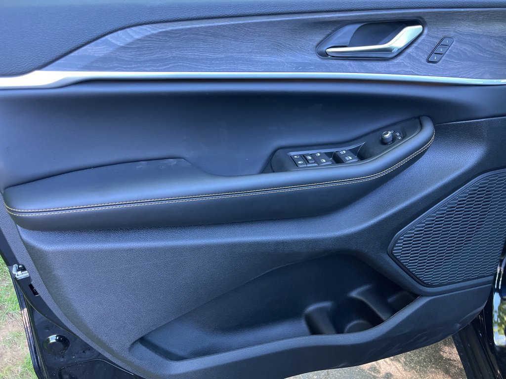 New 2026 Jeep Grand Cherokee Limited AWD/4WD image 23