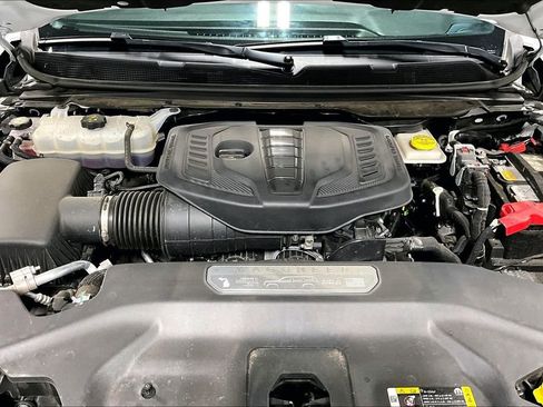 Used 2025 Jeep Wagoneer Series II w/ Premium Group I image 12