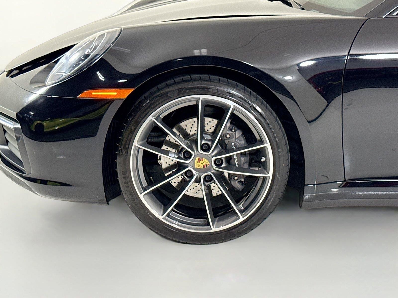 Used 2022 Porsche 911 Carrera w/ Premium Package RWD image 37