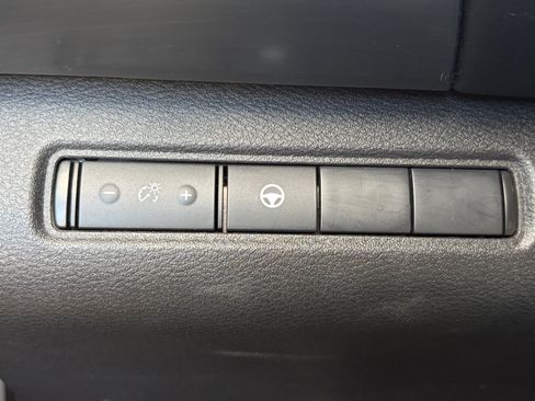 Used 2024 Nissan Pathfinder Rock Creek AWD/4WD image 26