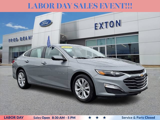 Used 2025 Chevrolet Malibu LT FWD image 1
