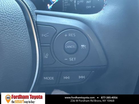 Used 2024 Toyota RAV4 SE image 20