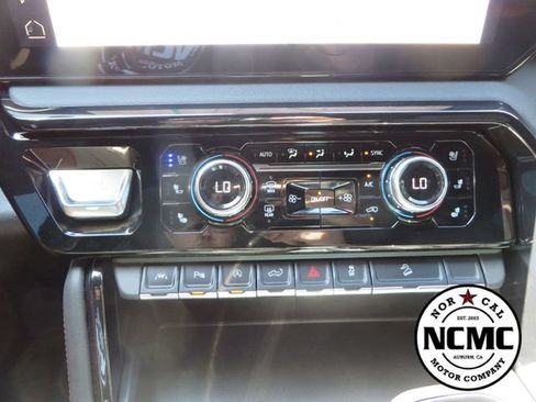Used 2026 GMC Sierra 1500 AT4 AWD/4WD image 32