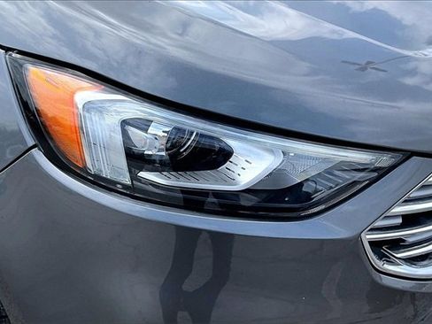 Used 2022 Ford Edge Titanium image 30