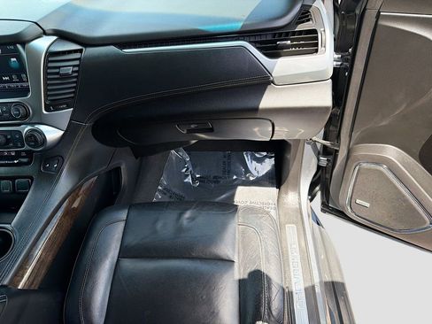Used 2019 Chevrolet Tahoe LT w/ Texas Edition Package AWD/4WD image 18