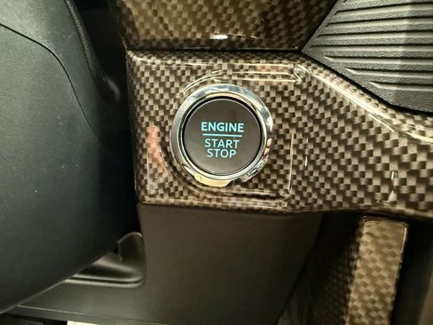 New 2025 Ford F150 Lariat w/ Equipment Group 502A High image 40