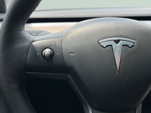 Used 2023 Tesla Model 3 Long Range AWD/4WD image 25