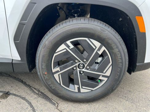 New 2026 Hyundai Tucson Blue SE AWD/4WD image 16