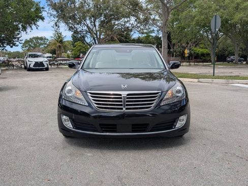 Used 2016 Hyundai Equus Signature image 2