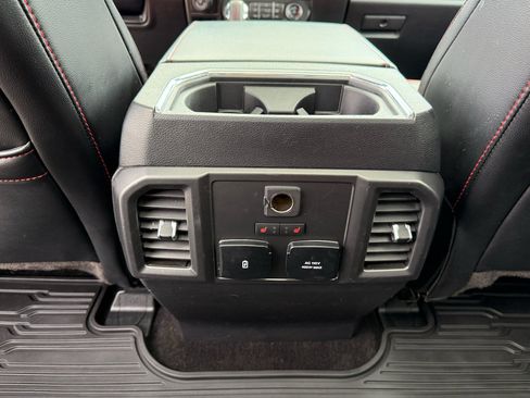 Used 2019 Ford F150 Lariat w/ Equipment Group 502A Luxury AWD/4WD image 32