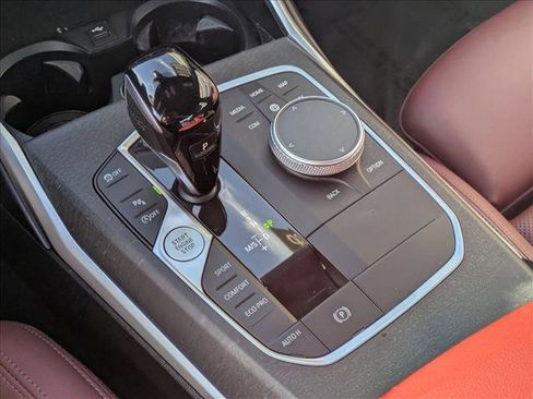 Used 2022 BMW 330i Sedan w/ Driving Assistance Package image 11