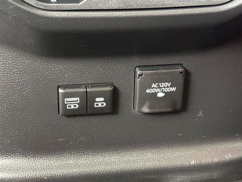 Certified 2022 Toyota Tundra TRD Pro AWD/4WD image 40