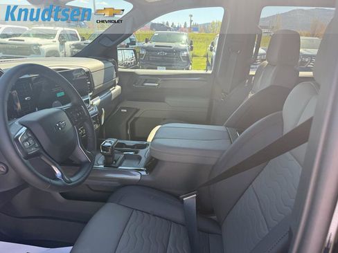 New 2026 Chevrolet Silverado 1500 ZR2 AWD/4WD image 17