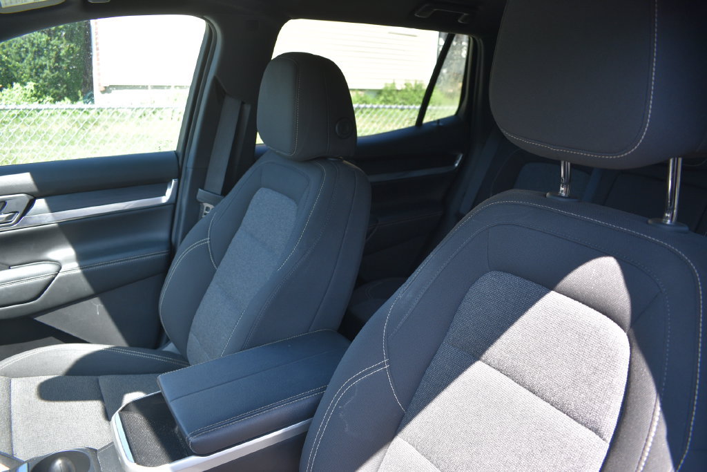 Used 2025 GMC Terrain Elevation AWD/4WD image 7