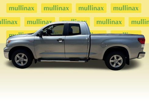 Used 2013 Toyota Tundra 2WD Double Cab w/ SR5 Pkg image 11