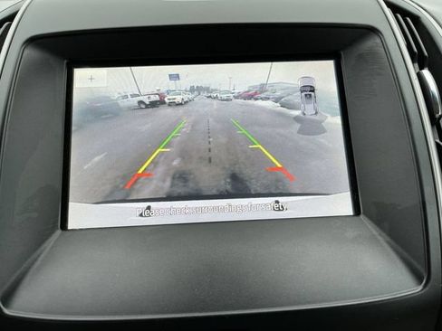 Used 2020 Ford Edge SEL w/ Convenience Package AWD/4WD image 24