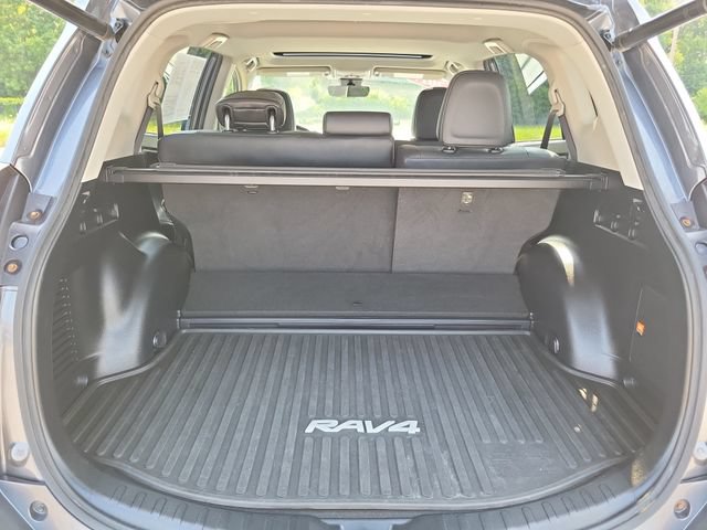 Used 2017 Toyota RAV4 Limited w/ Advanced Technology Package AWD/4WD image 25
