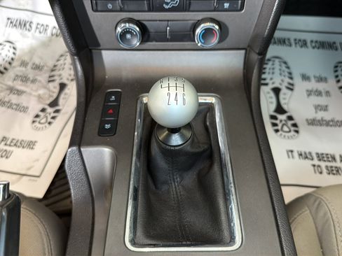 Used 2013 Ford Mustang GT RWD image 22