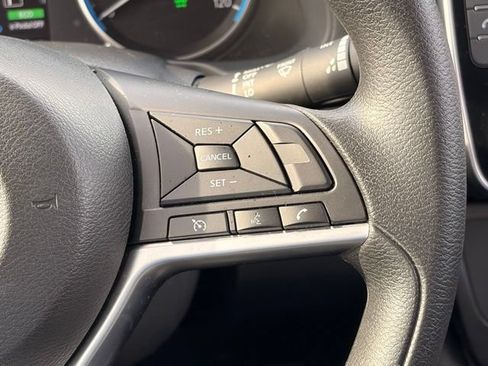 Used 2025 Nissan Leaf S FWD image 13