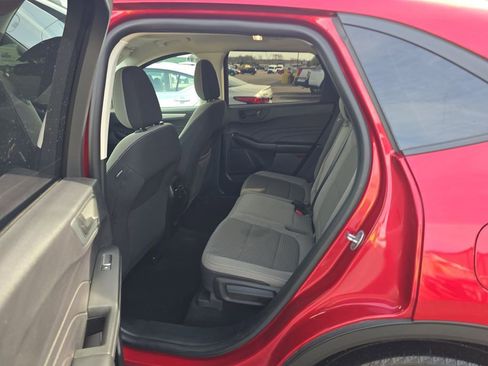 Certified 2022 Ford Escape SE w/ SE Sport Appearance Package AWD/4WD image 6