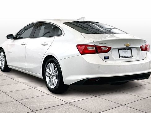 Used 2017 Chevrolet Malibu Hybrid w/ Leather Package image 11