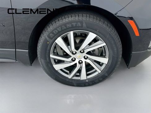 Used 2022 Chevrolet Equinox LT FWD image 36