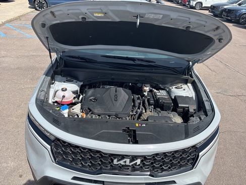 Used 2023 Kia Sorento S w/ Panoramic Sunroof Package AWD/4WD image 45