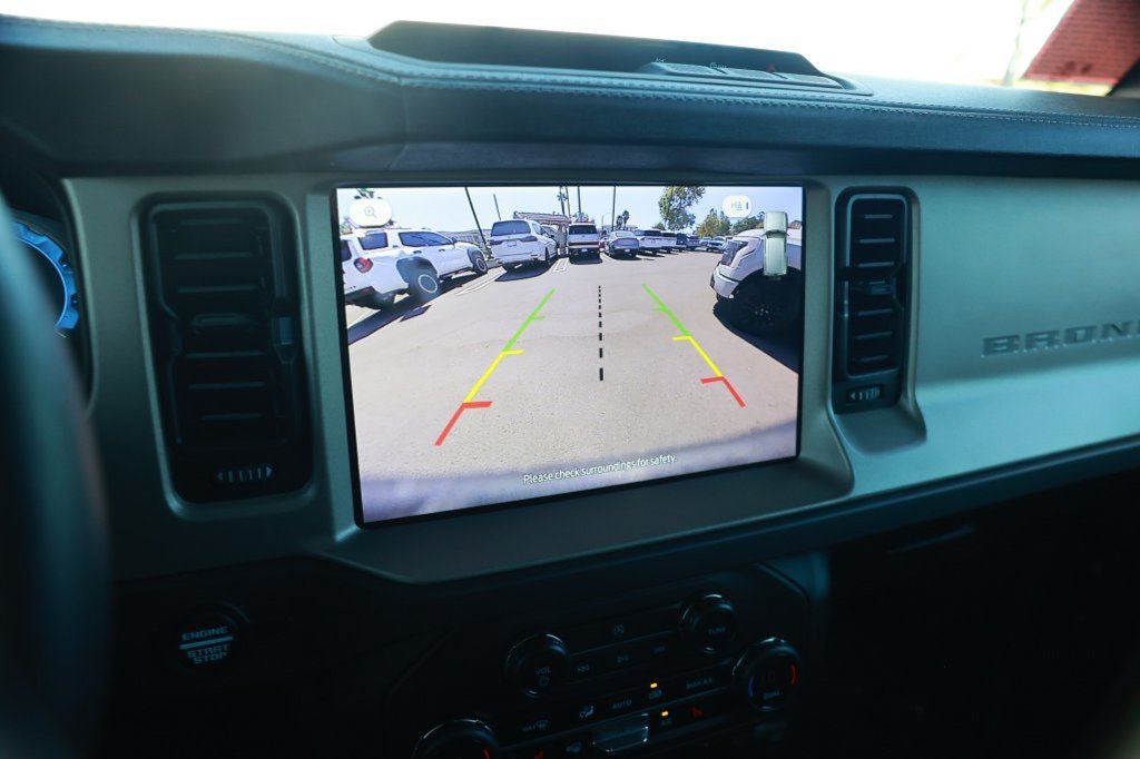 Used 2025 Ford Bronco Outer Banks AWD/4WD image 28