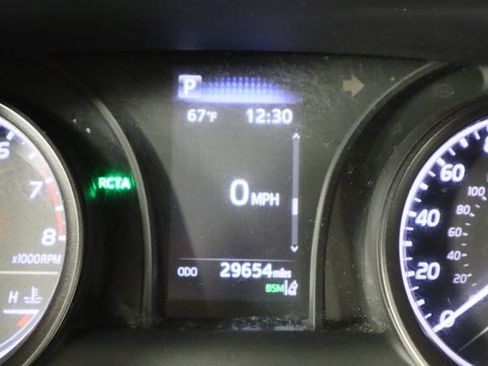 Used 2024 Toyota Camry SE image 36