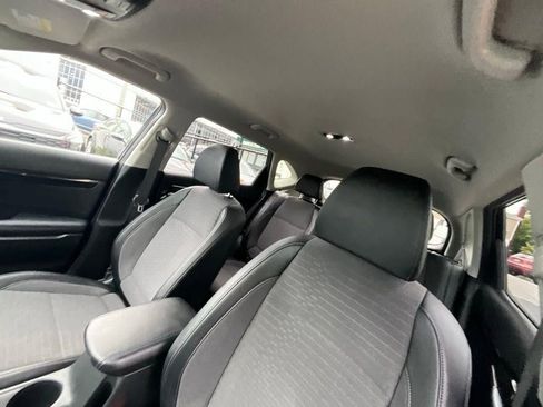 Used 2023 Kia Seltos S w/ Navigation Package image 10