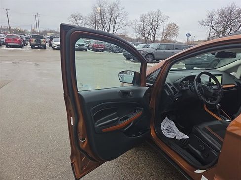 Certified 2018 Ford EcoSport SES w/ SES Cold Weather Package image 26