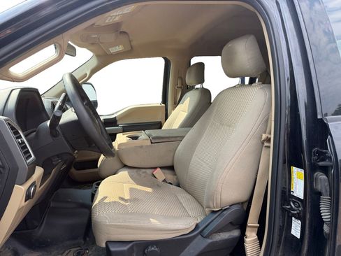 Used 2015 Ford F150 XLT AWD/4WD image 9
